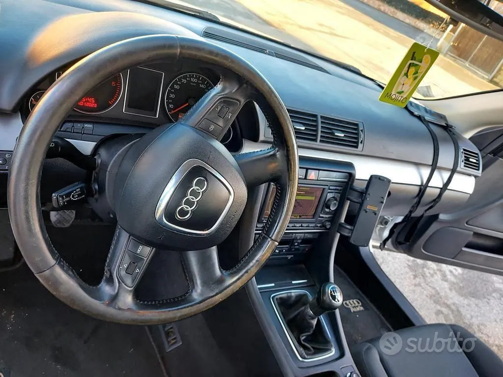 Audi A4 2008 photo 4
