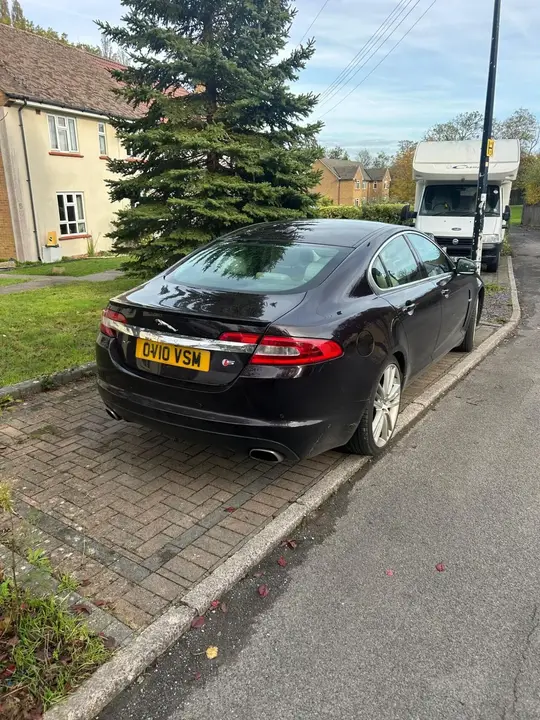 Jaguar Xf 2010 photo 4