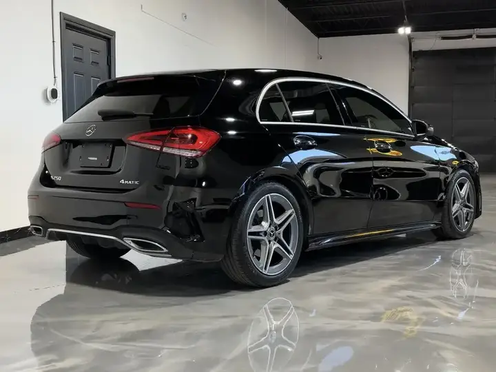Mercedes-Benz A-Class 2019 photo 3