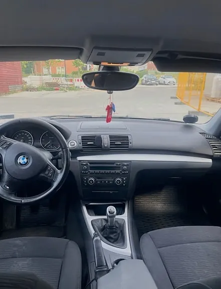 BMW 118D 2008 photo 5