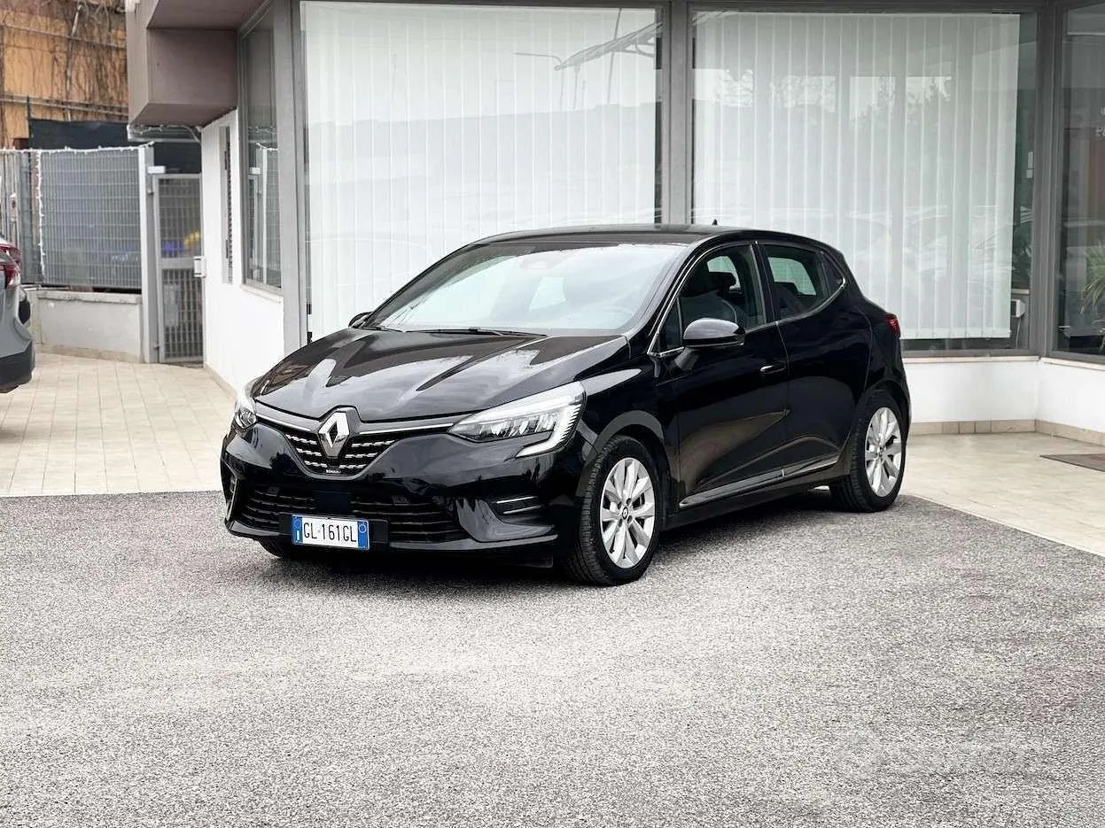 Renault Clio 2022 photo 3