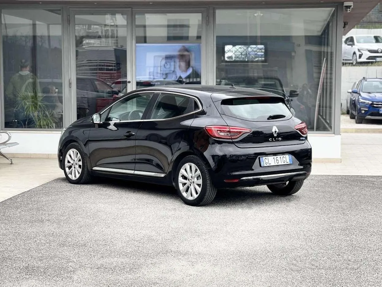 Renault Clio 2022 photo 4