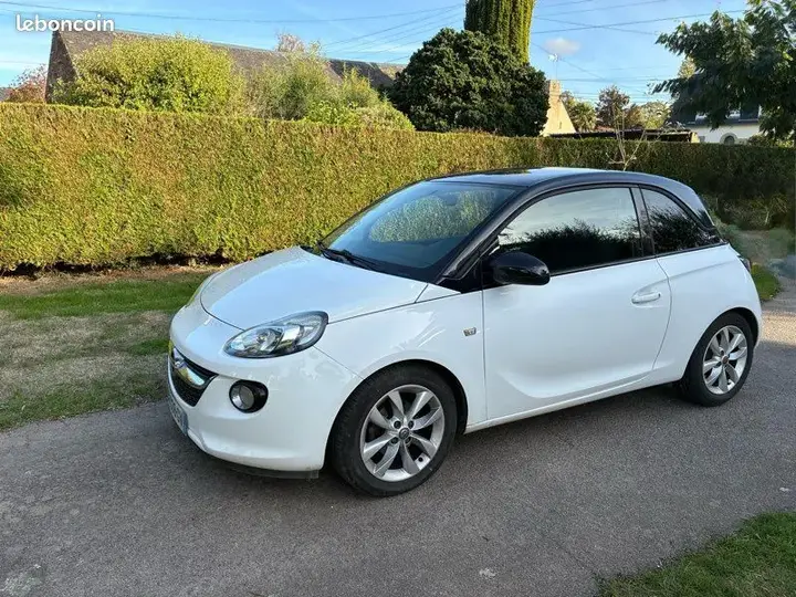 Opel Adam