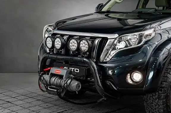Toyota Land Cruiser 2017 photo 2