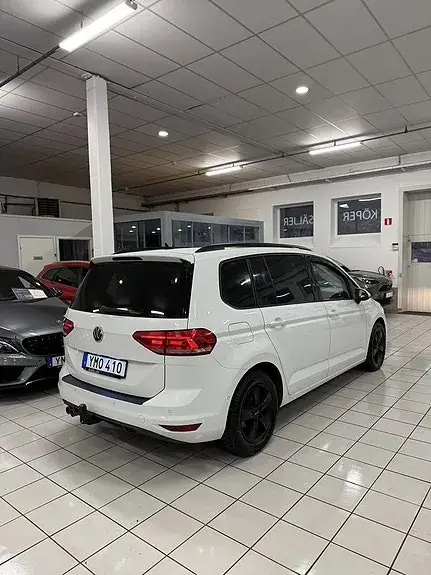 Volkswagen Touran 2018 photo 3