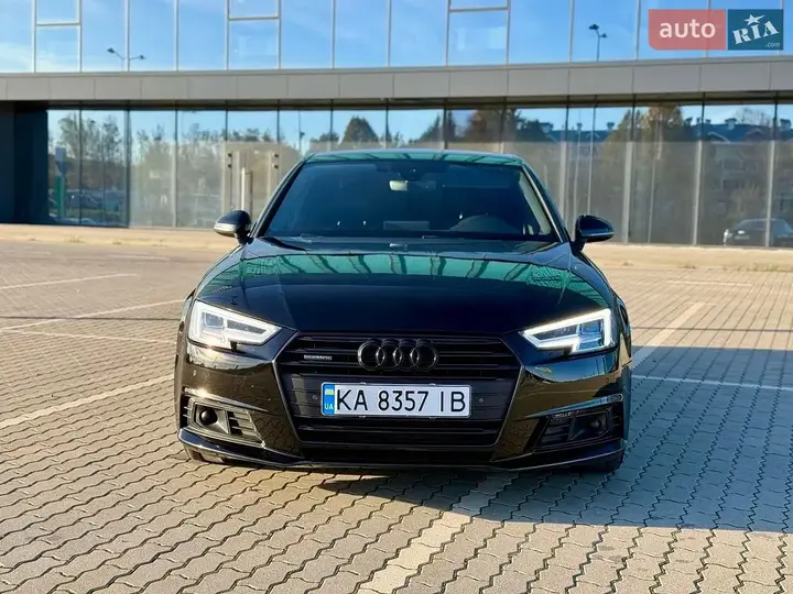Audi A4 2018 photo 3