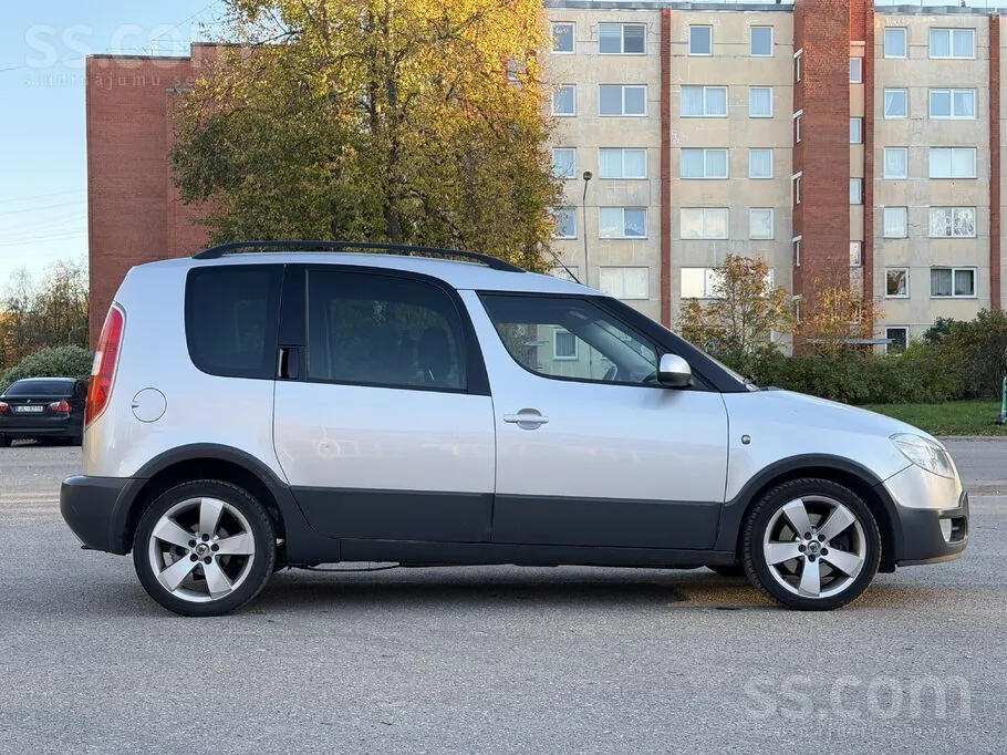 Skoda Roomster 2007 photo 4