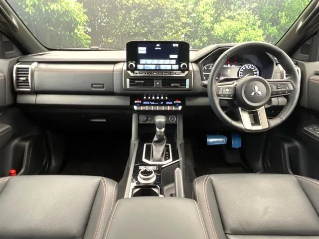 Mitsubishi Triton 2024 photo 2