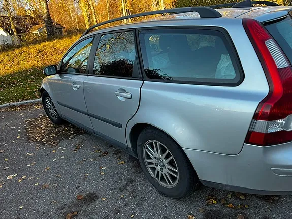Volvo V50 2007 photo 3