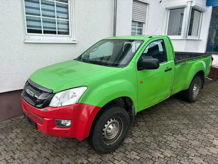Isuzu D-Max