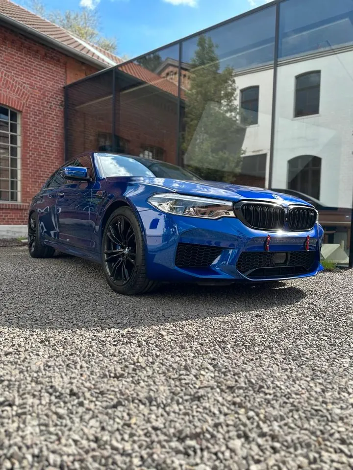 BMW M5 F90