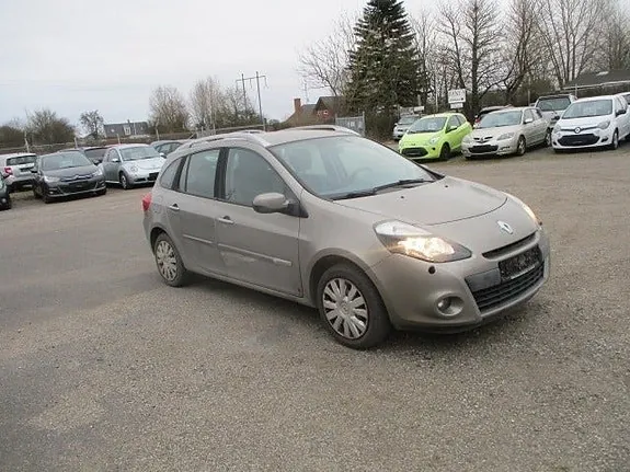 Renault Clio 2012 photo 3