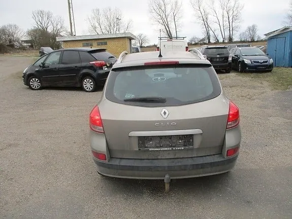 Renault Clio 2012 photo 5