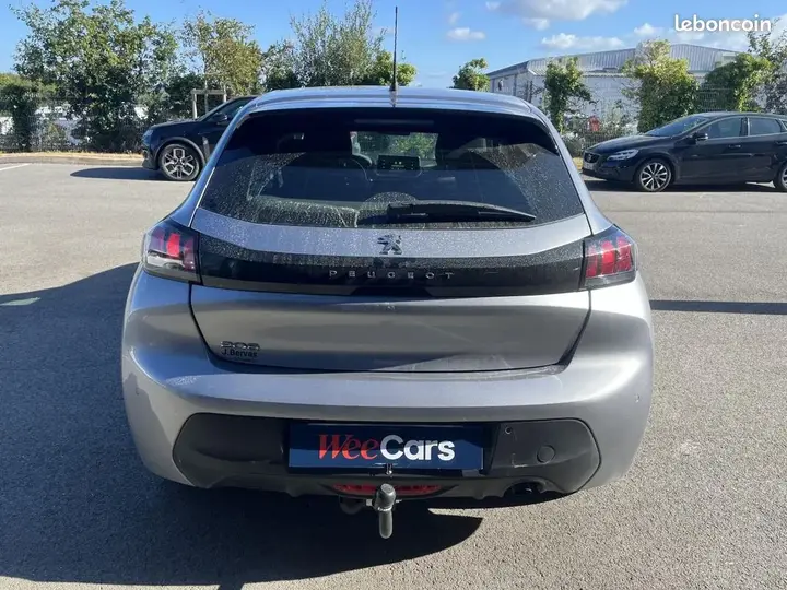 Peugeot 208 2021 photo 4