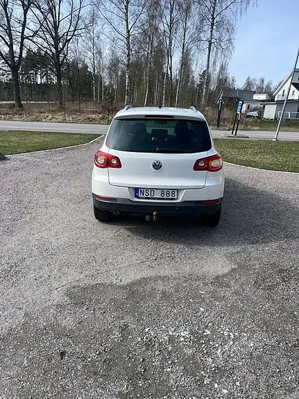 Volkswagen Tiguan 2010 photo 3