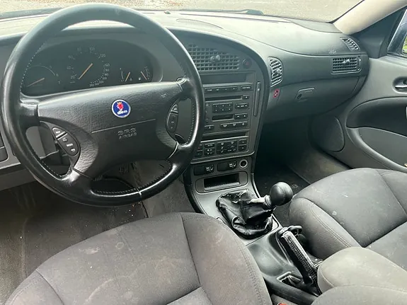 Saab 9-5 2005 photo 2