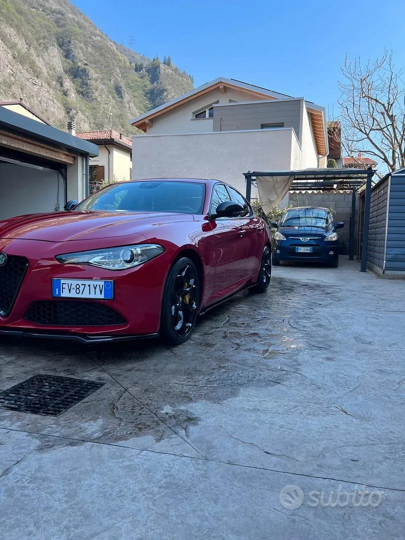 Alfa Romeo Giulia 2019 photo 4
