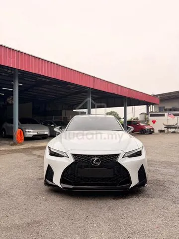 Lexus Is300