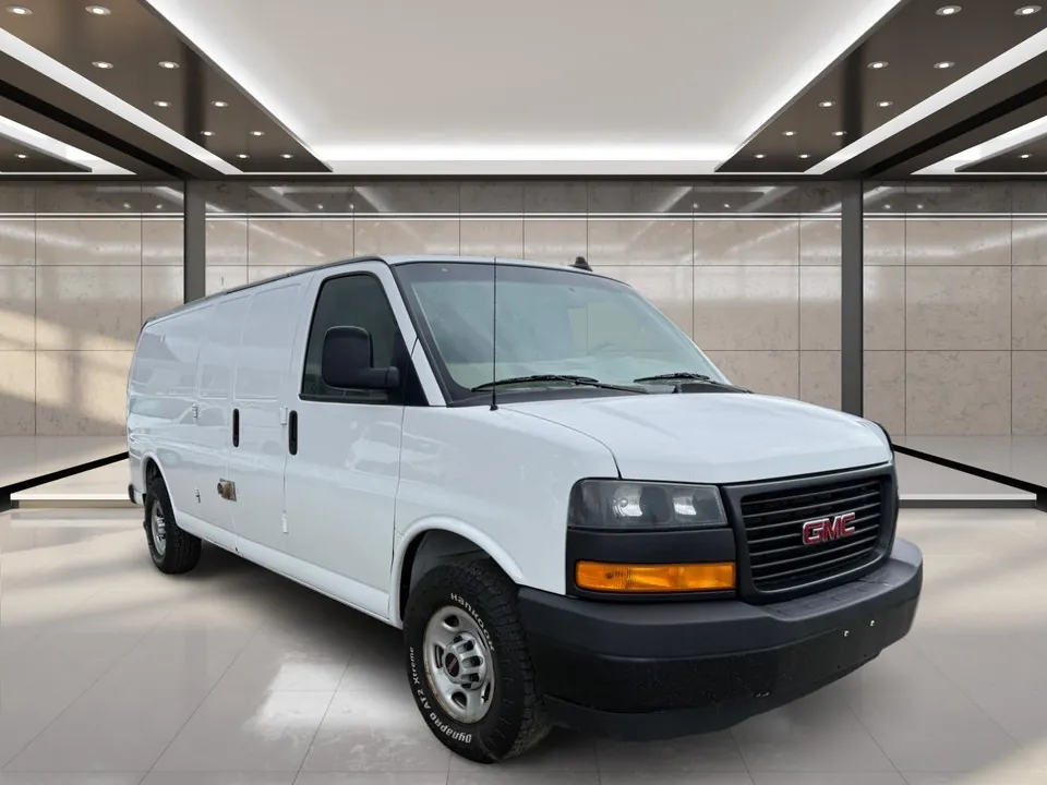 GMC Savana 2021 photo 2