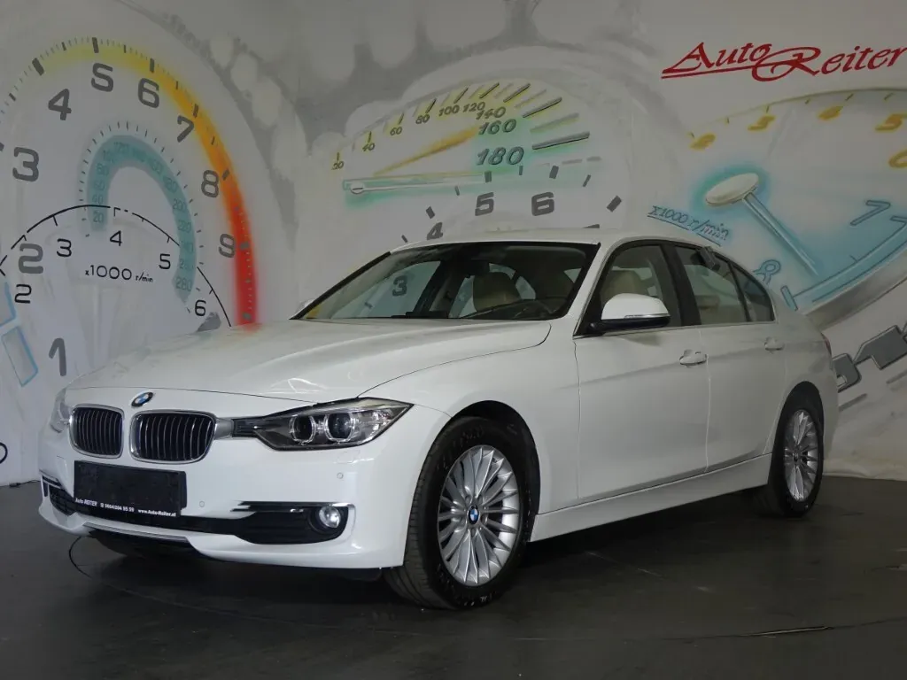 BMW 3 Series 2013 photo 3