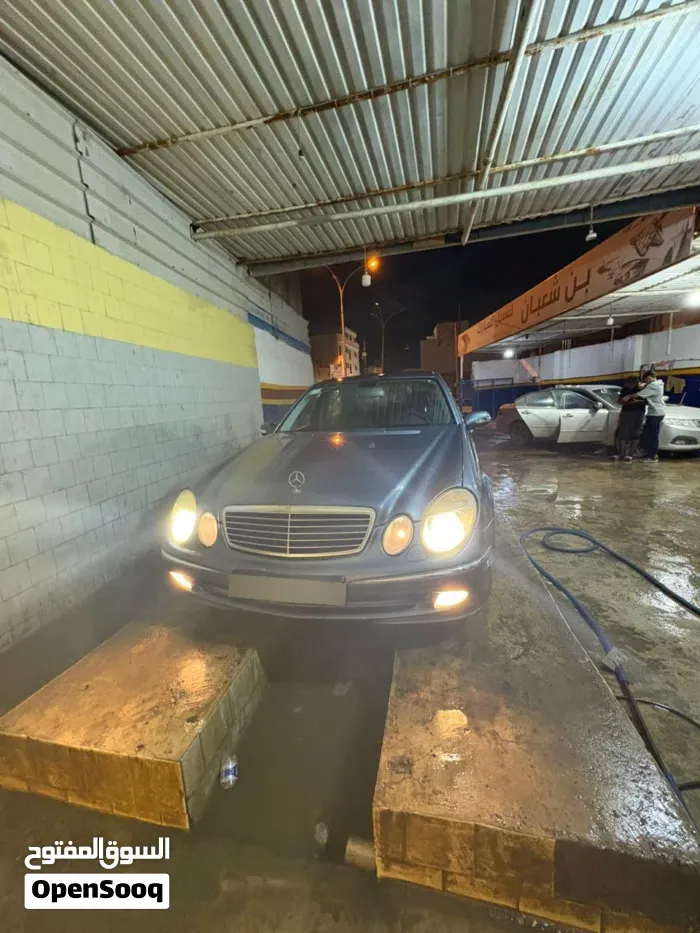 Mercedes-Benz E-Class 2007 photo 3