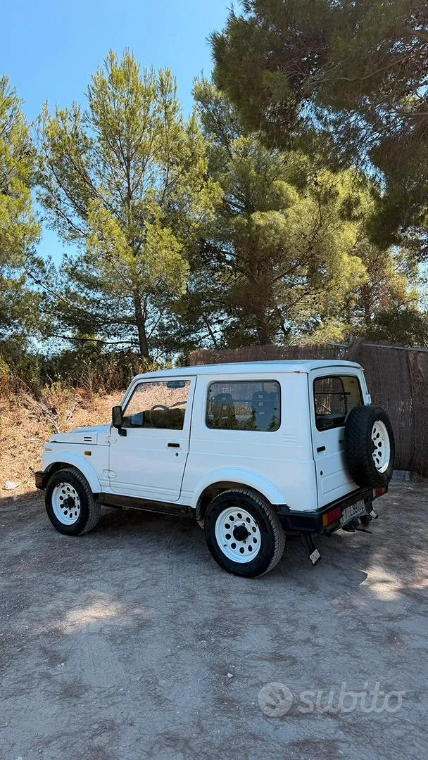 Suzuki Sj410 1992 photo 3