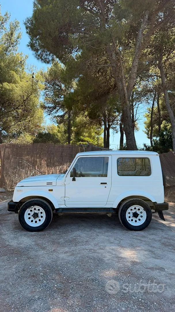 Suzuki Sj410 1992 photo 2
