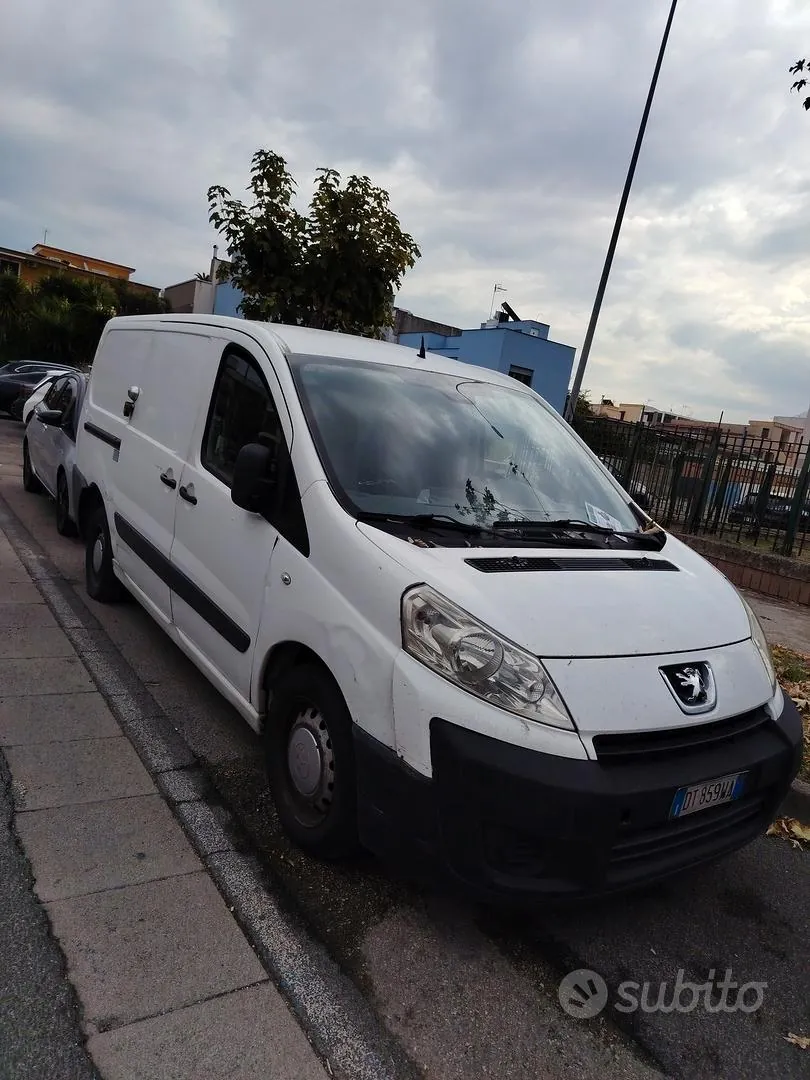 Peugeot Expert 2009 photo 2