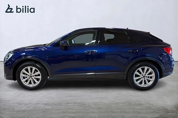 Audi Q3 2023 photo 3