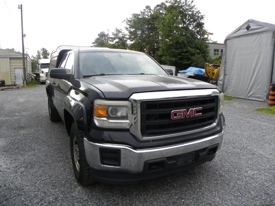 GMC Sierra 2014 photo 2