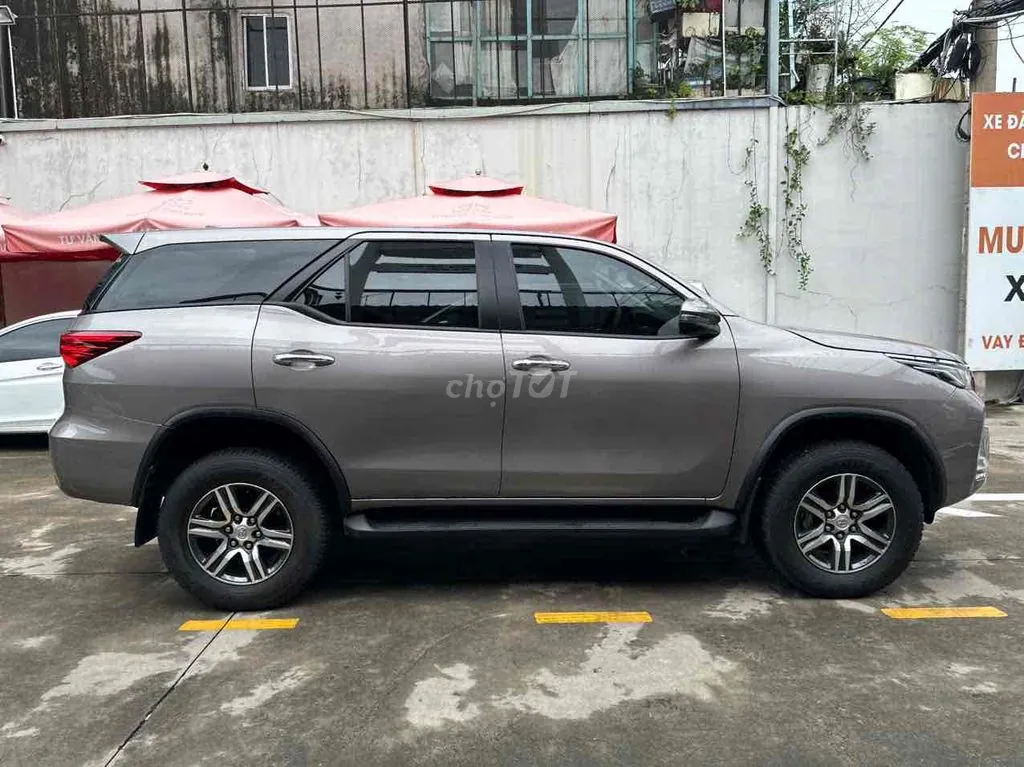 Toyota Fortuner 2024 photo 5