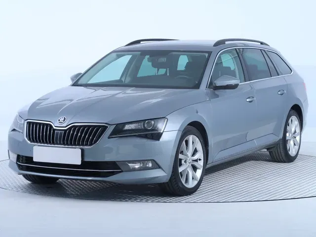 Skoda Superb Combi