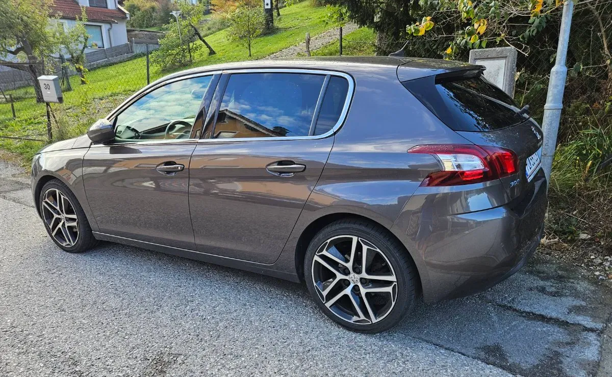 Peugeot 308