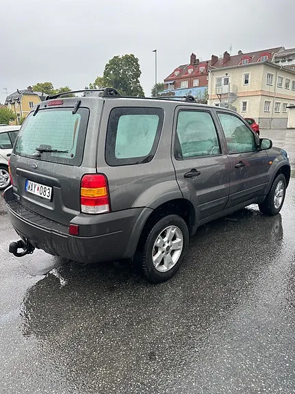 Ford Maverick 2005 photo 4