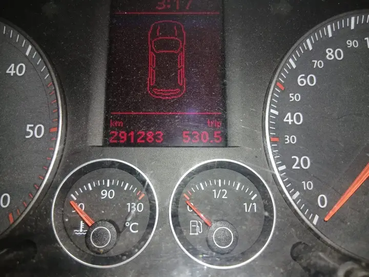 Volkswagen Touran 2006 photo 3