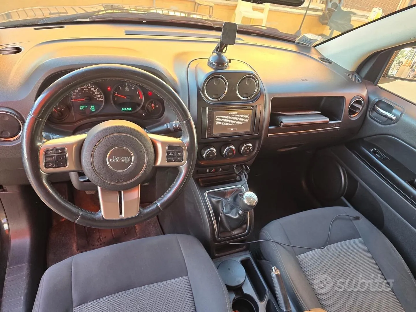 Jeep Compass 2011 photo 5