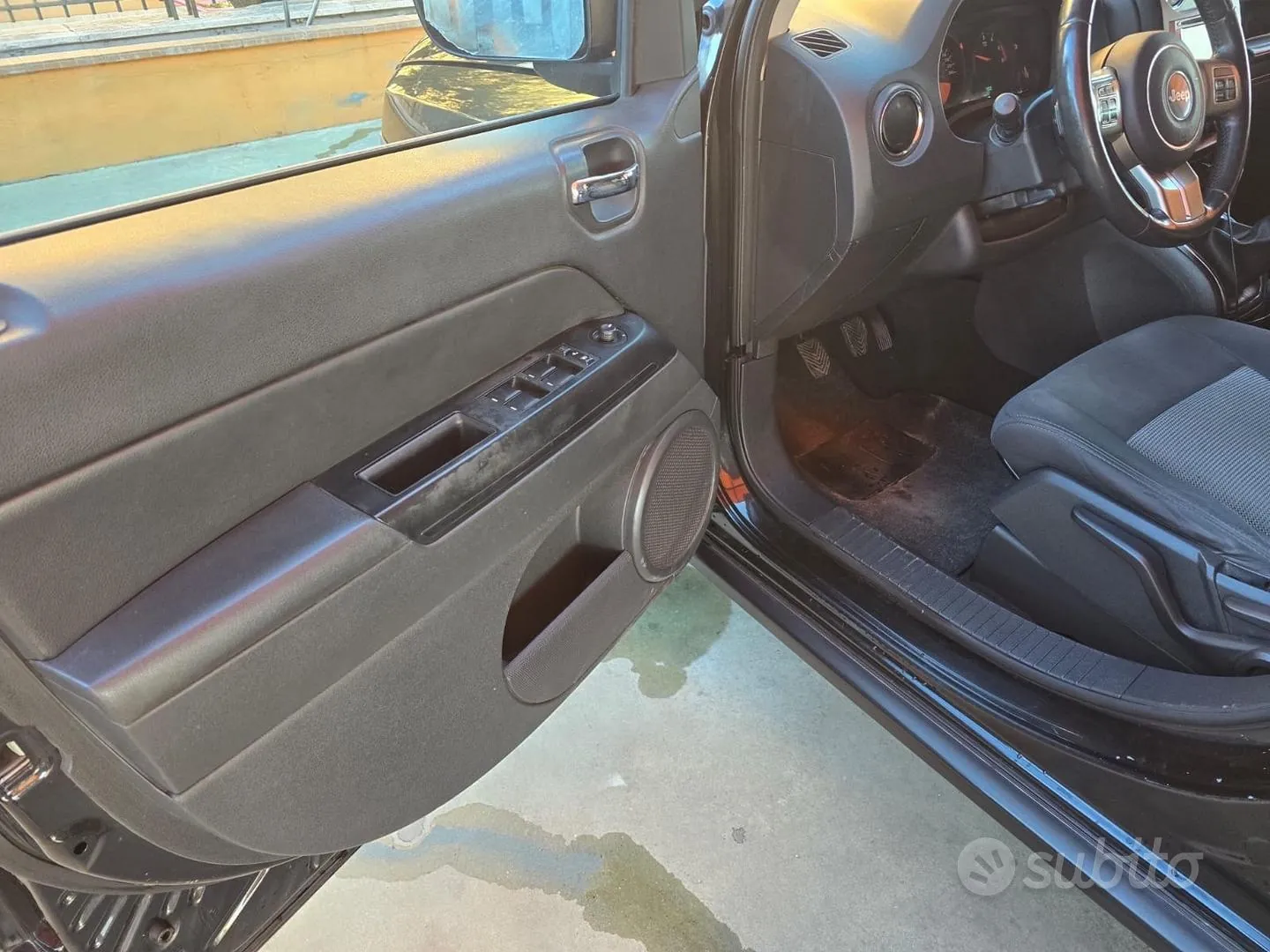 Jeep Compass 2011 photo 4
