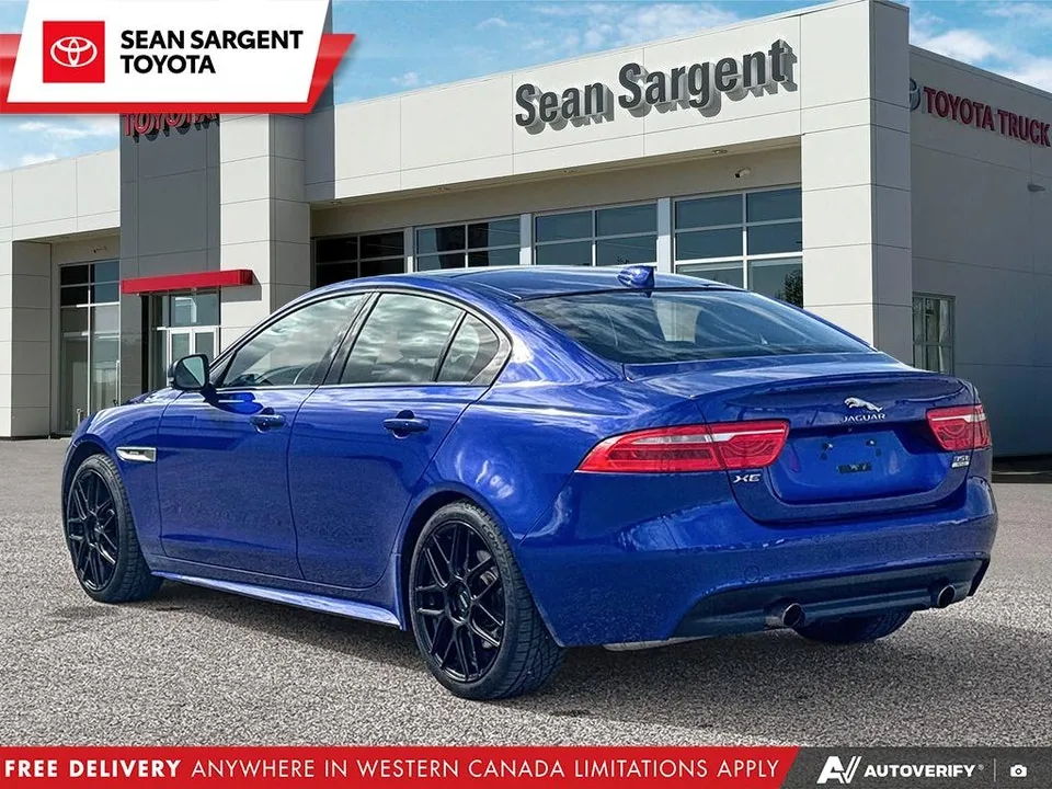 Jaguar Xe 2017 photo 5
