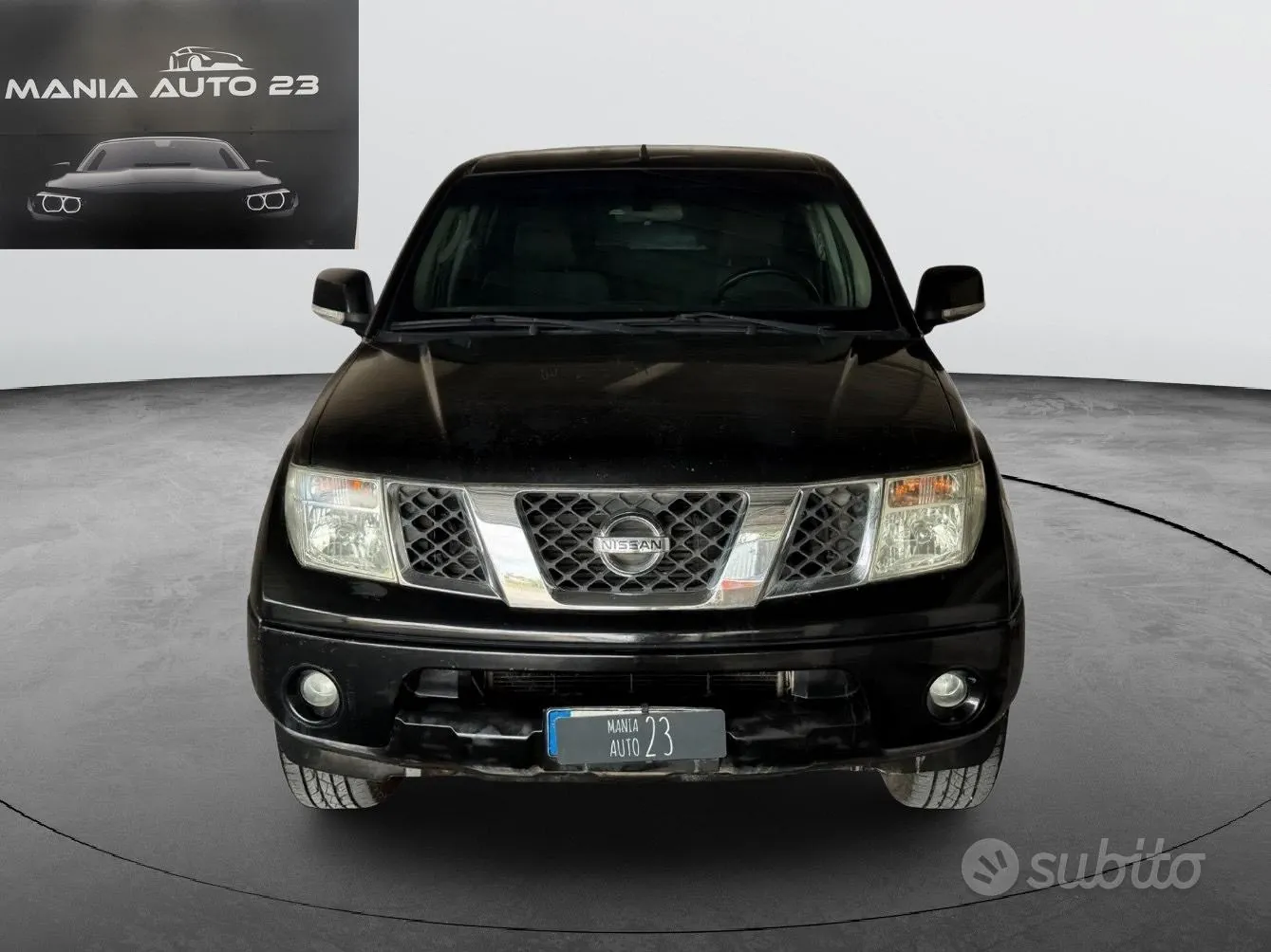 Nissan Navara 2011 photo 2