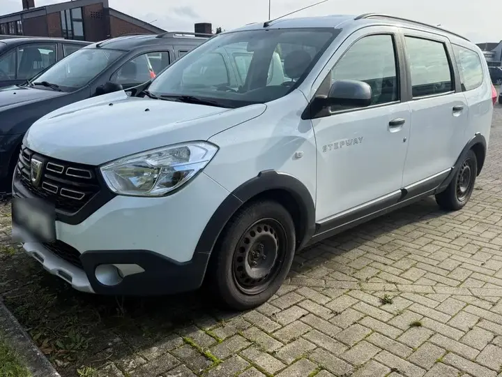 Dacia Lodgy