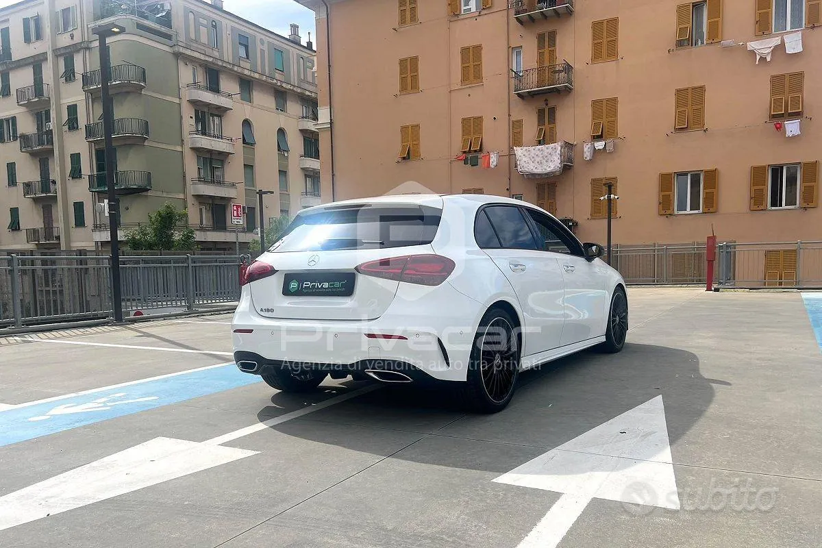 Mercedes-Benz A 180 2023 photo 5