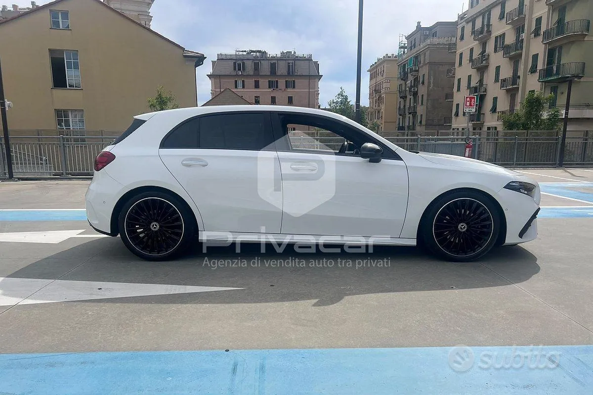 Mercedes-Benz A 180 2023 photo 4