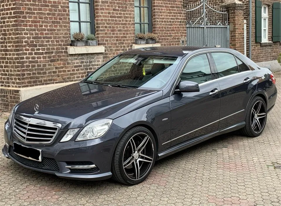 Mercedes-Benz E220 Cdi