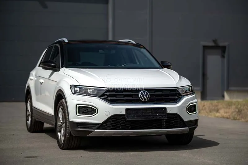 Volkswagen T-Roc 2020 photo 3