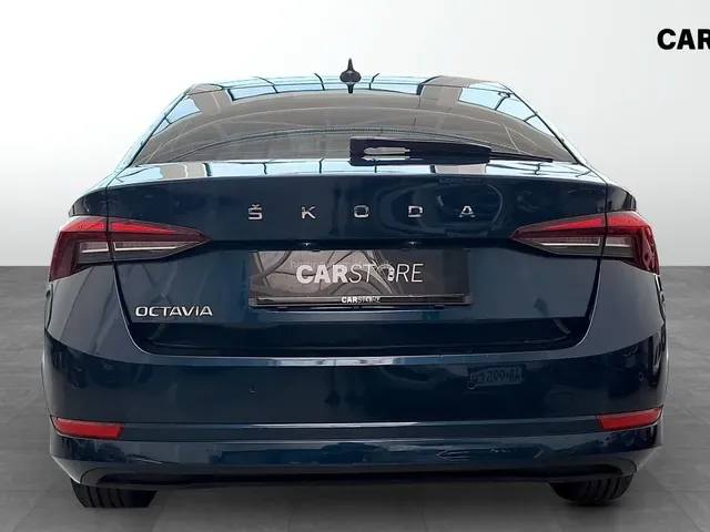 Skoda Octavia 2023 photo 3