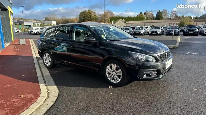 Peugeot 308 2020 photo 3