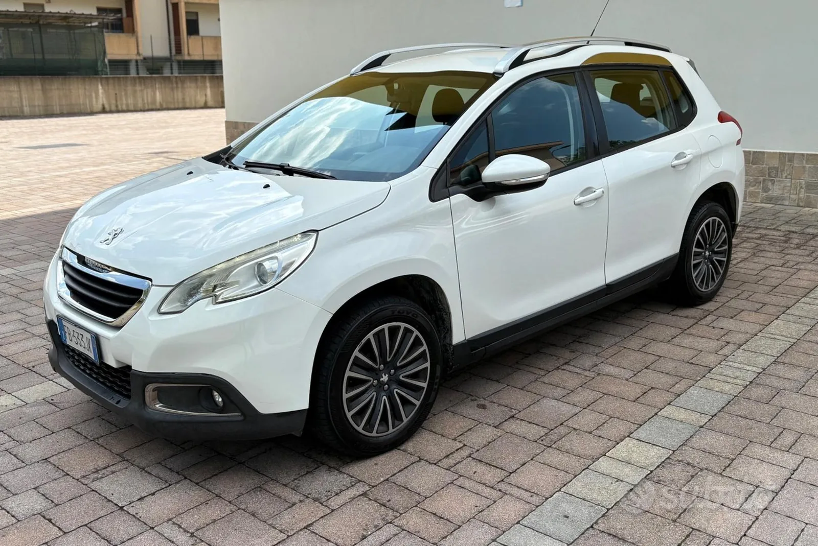 Peugeot 2008 2016 photo 3