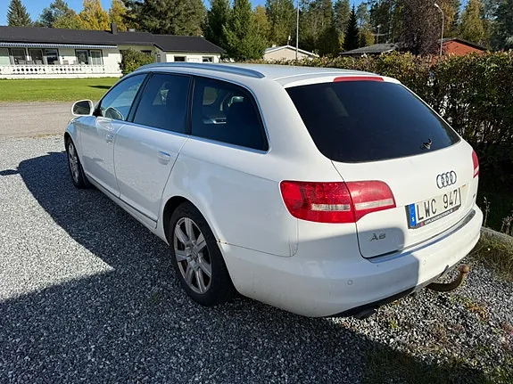 Audi A6 2011 photo 4