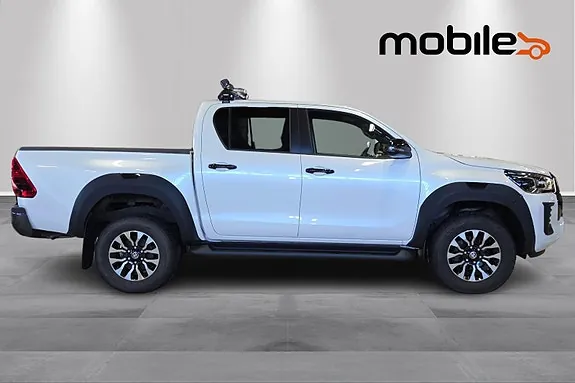 Toyota Hilux 2024 photo 2
