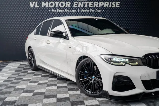 BMW 330I